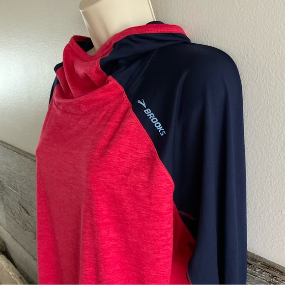 Brooks long sleeve hoodie Run Happy shirt Size Large (K1) - Picture 4 of 9